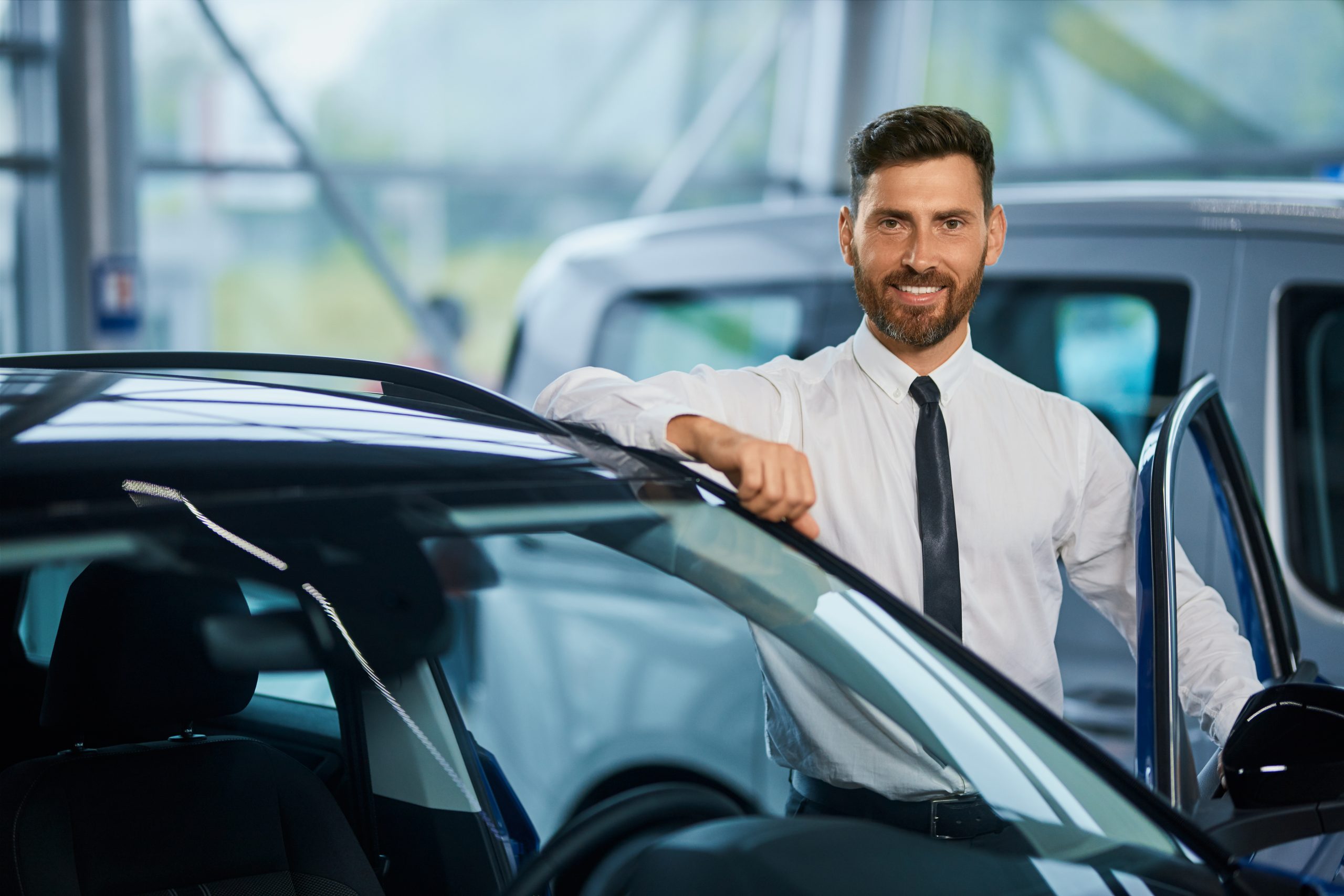 Your Guide To Setting Up A Car Rental or Car Sale Business In The UAE