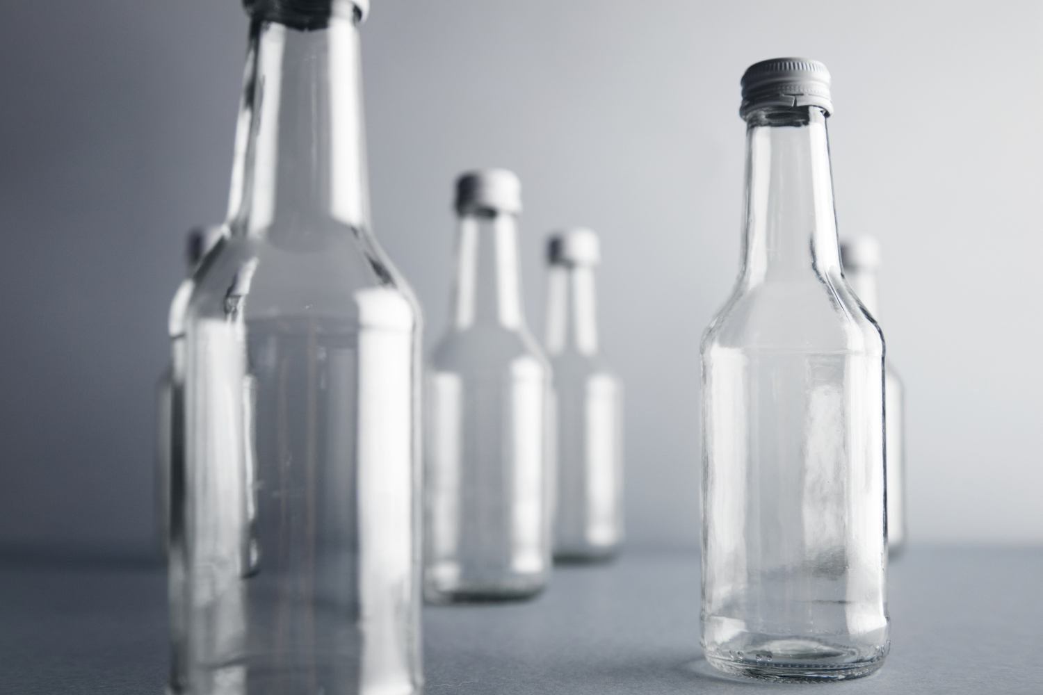 How to Set up a Glass Bottle Wholesale Business in the UAE